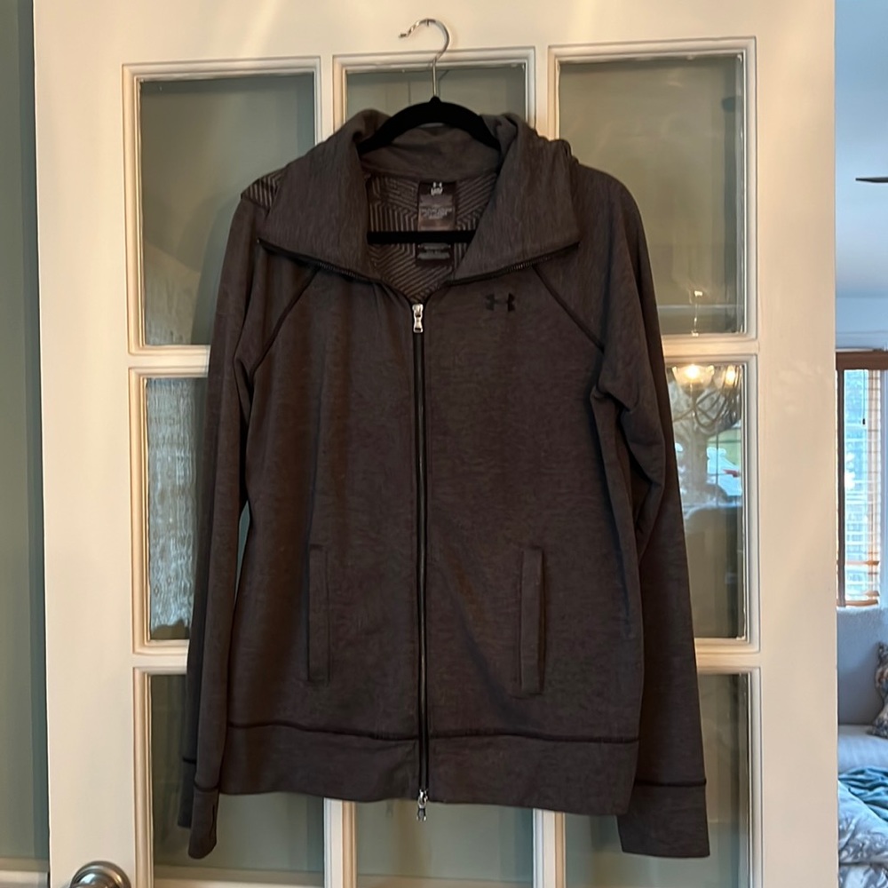 Under Armour Grey Zip up Jacket with pockets